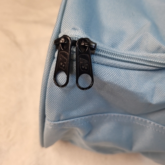 New Balance Shoe Travel Bag. Baby Blue with Silver Print. - Picture 9 of 9